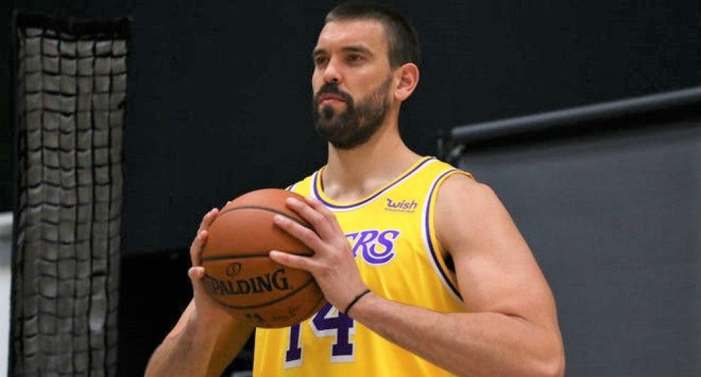 16074716325860 1024x550 1