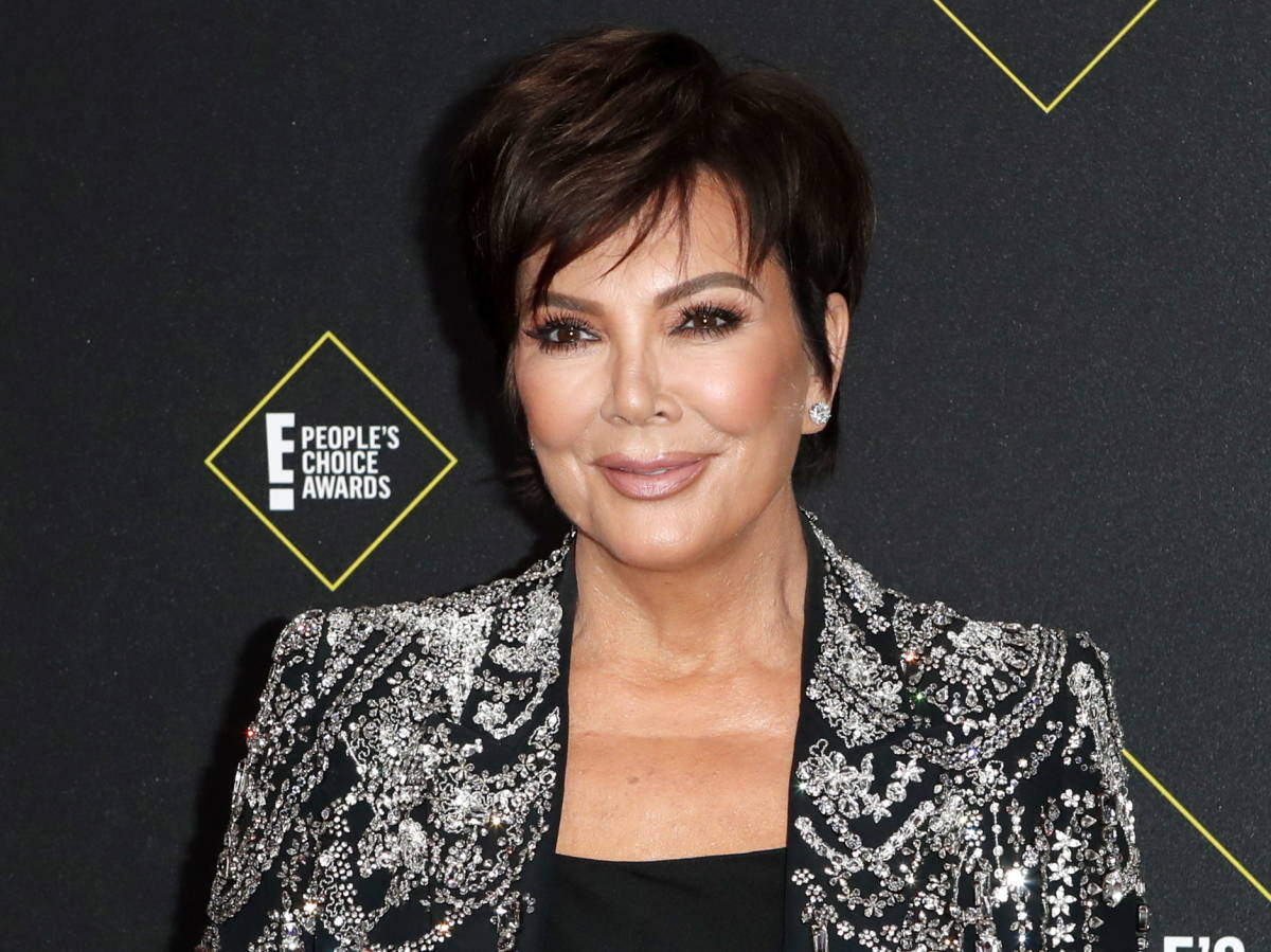 kris jenner lanzara su propia marca de cosmetica antiedad mami kardashian llego al mercado