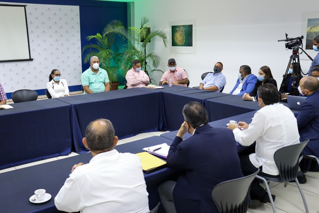 Reunion con agricultores Ocoa 2