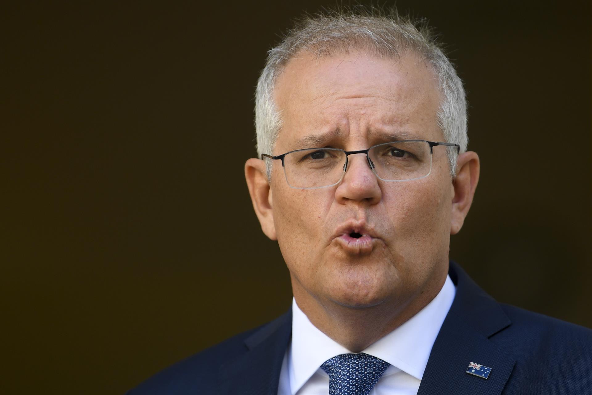 4c18416939937bc3cbc6ca474c041252f48ea0f0w