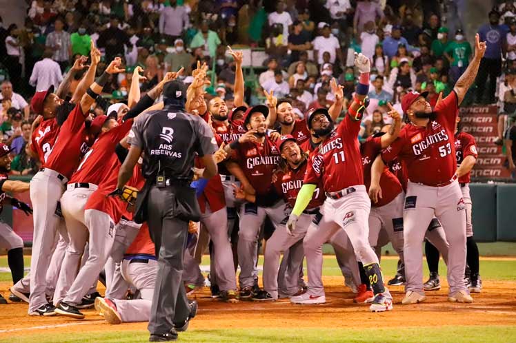 Dominicana beisbol gigantes del cibao 1