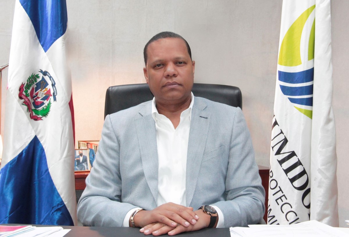 FOTO El director ejecutivo de Pro Consumidor doctor Eddy Alcantara 2