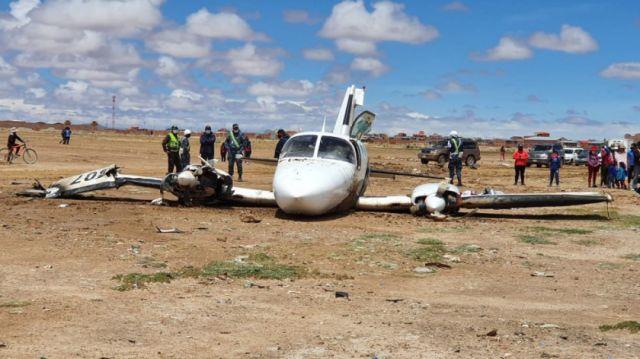 cuatro heridos tras el aterrizaje de emergencia de una avioneta en bolivia d57a4ed2 focus 0 0 895 573