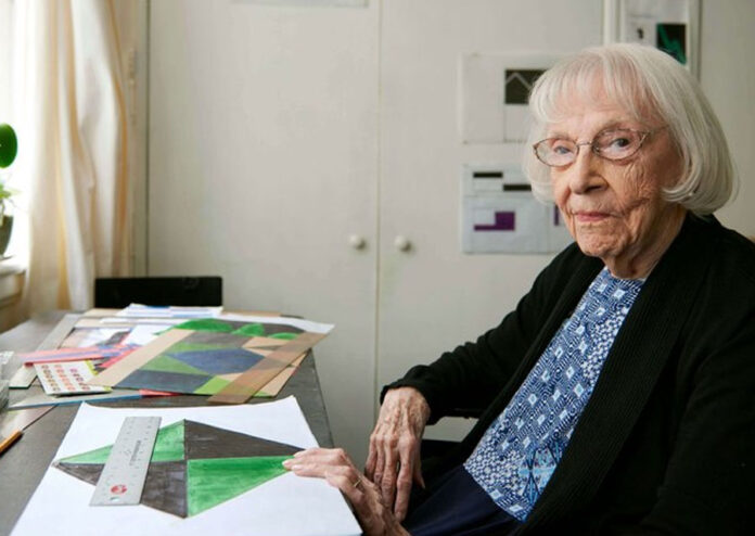 Carmen Herrera 696x494 1