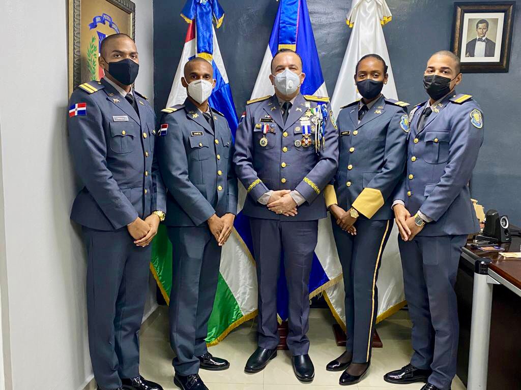 D0E85835 2BF5 43DB B4E8 4E4A69DC261A