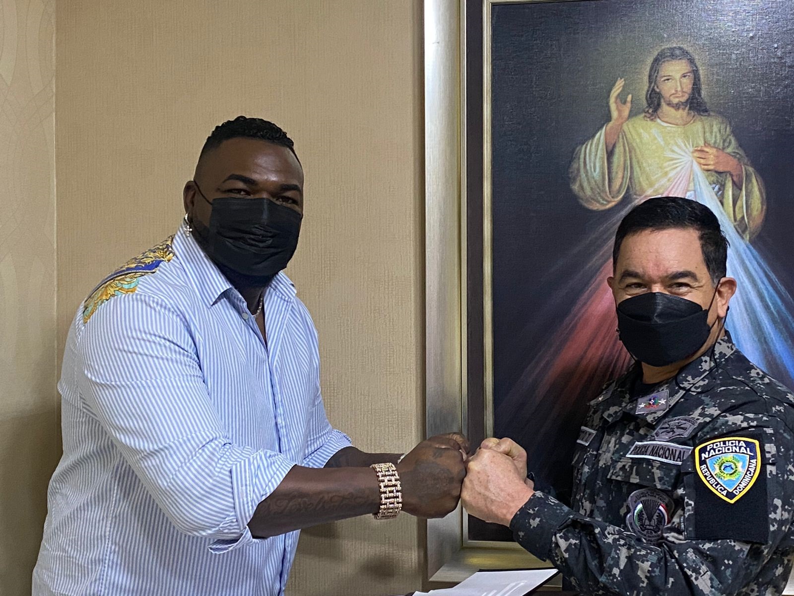 David Ortiz junto al mayor general Eduardo Alberto Then 2