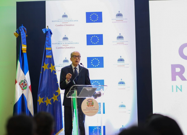 bab2d5d59ac444db8043a4f3e32c9f0e L