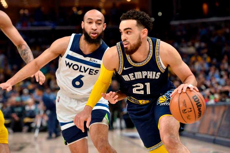 EEUU NBA Grizzlies vs Timberwolves