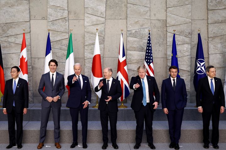 G7