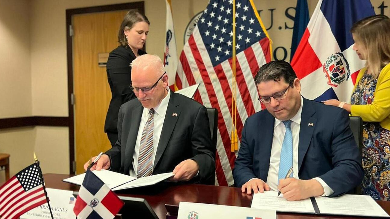 Eduardo Sanz Lovaton y Chris Mag 2 1