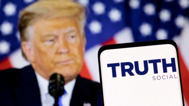 2022 04 04T100250Z 1513699082 RC2HOS9SODDB RTRMADP 3 USA TRUMP SOCIALMEDIA scaled e1651246053163 640x360 1
