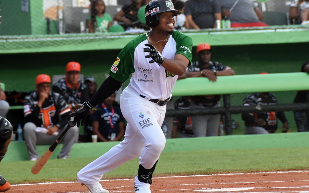 JOSE TENA dio hit ganador ante Toros 16.10.22 1080x675 1