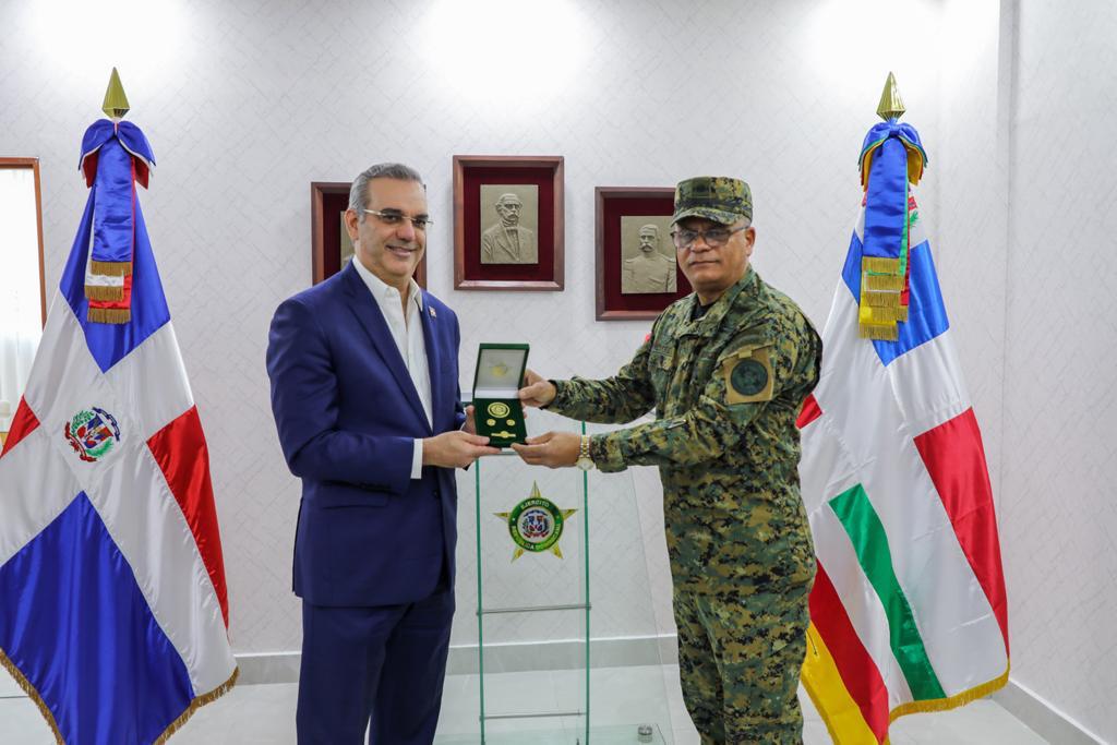 121f0aad f7b3 4127 a3d7 71a7051fb3e6