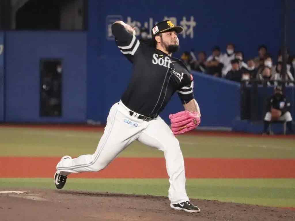 beisbol japon softbank roberto osuna