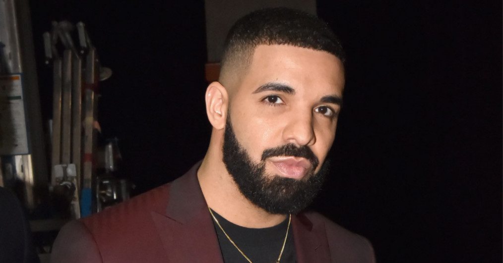 Drake compra el anillo de Tupac Shakur por 1 millon de dolares