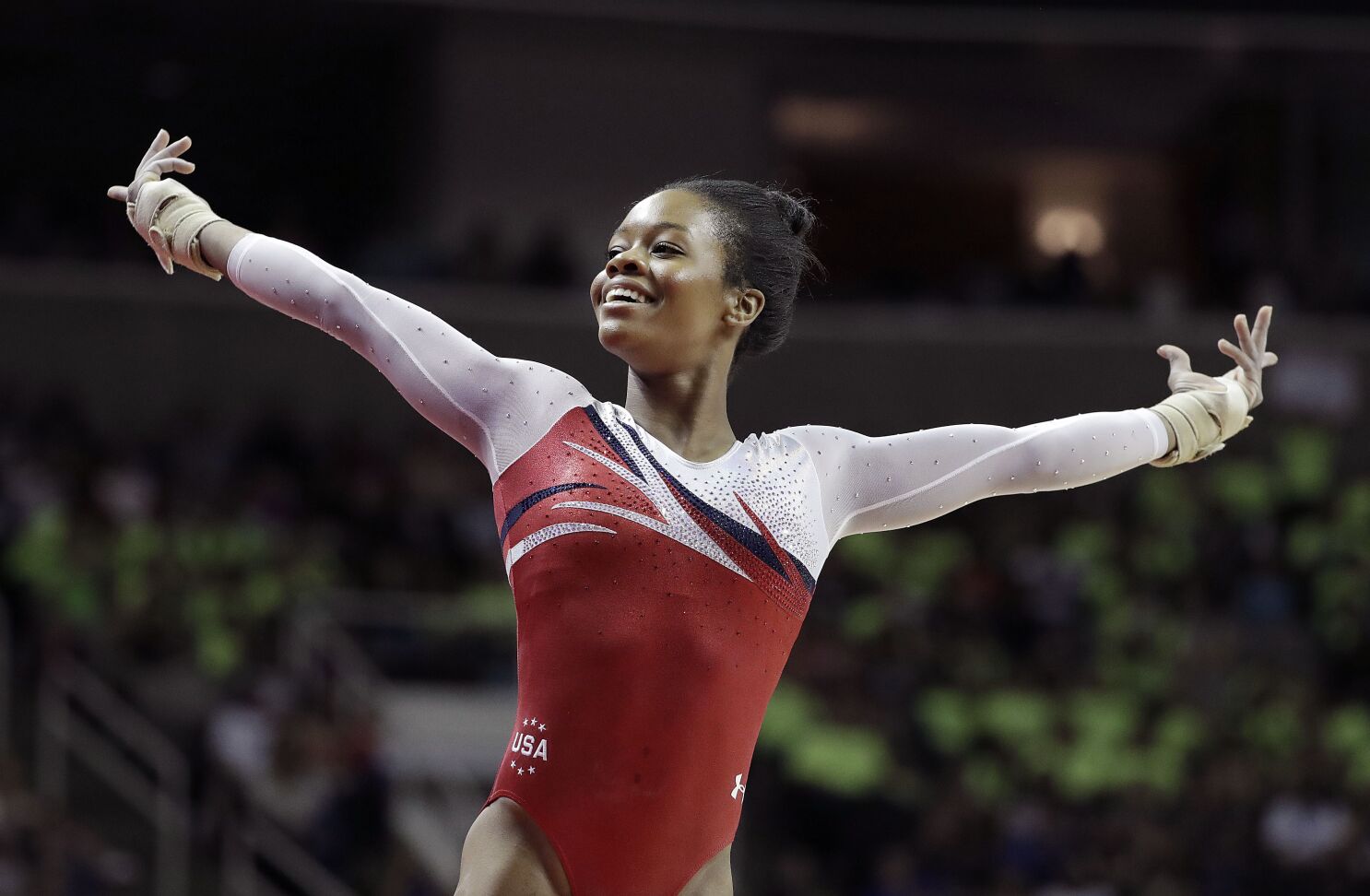 Gabby Douglas retoma la gimnasia y se une a Biles y Lee en el objetivo de ir a Paris 2024