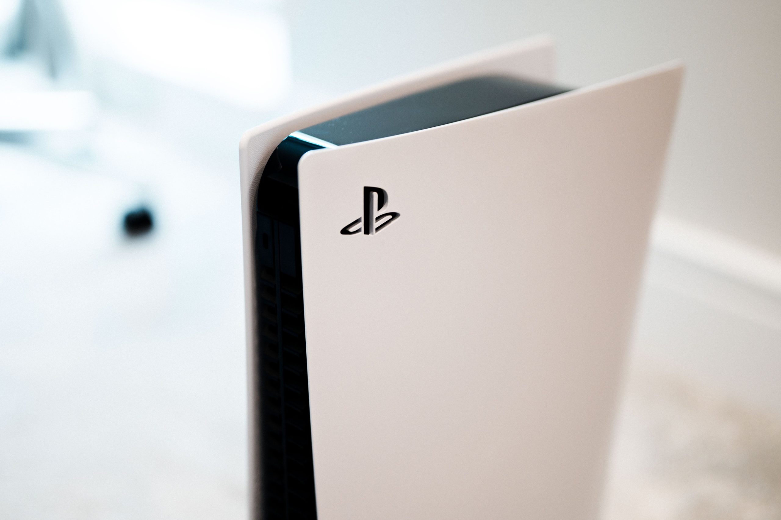 PlayStation 5 implementa funcion para que los padres sean los asistentes de sus hijos en el juego