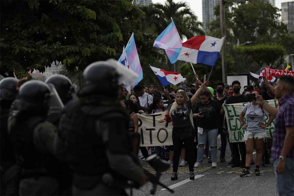 Panama protestas policias 1