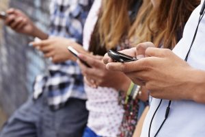 adolescenti dipendenza smartphone madima.altervista
