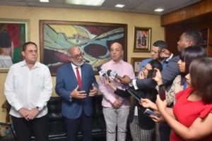 dialogo dominicano Prensa 500x333
