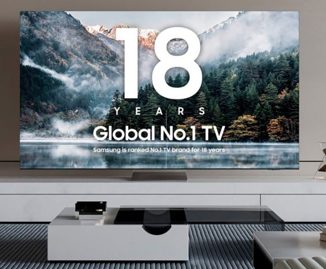 Samsung acaba de lanzar una gigantesca televisión que no podrás comprar:  cuesta tanto como un piso