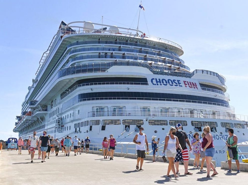 Dominicana supera tres millones de visitantes en primer trimestre 1