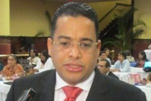 Julio Horton.