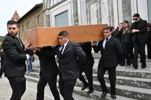 caruri 2862.png