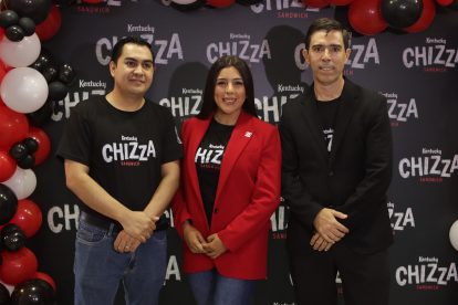 Foto 1, Daniel Monterroso, Vanessa González y Pablo Girard.