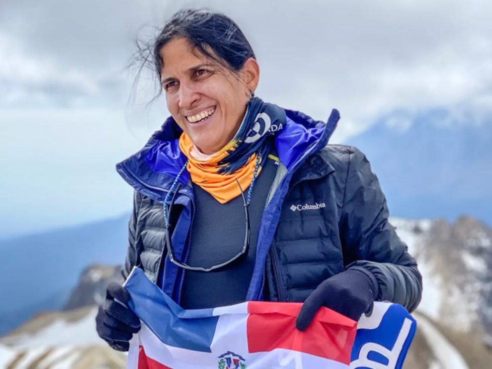 primera dominicana e everest en asia 1