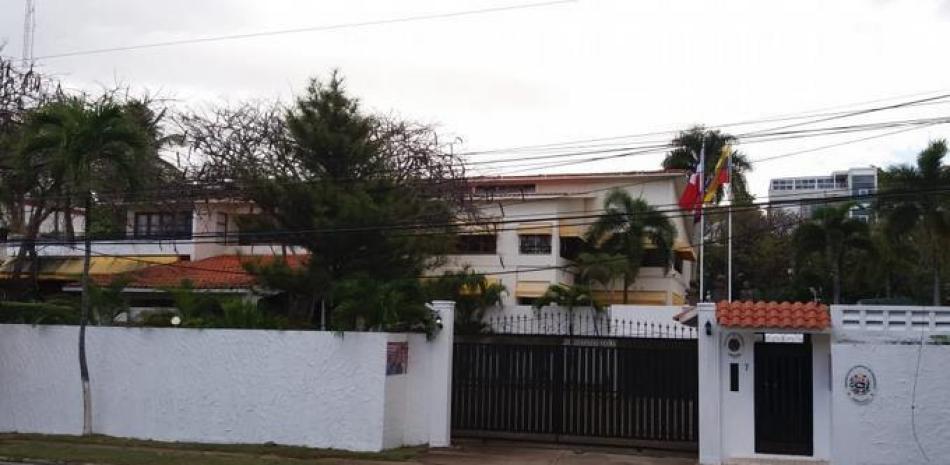 Embajda