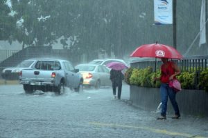 Lluvias Santo Domingo Miercoles