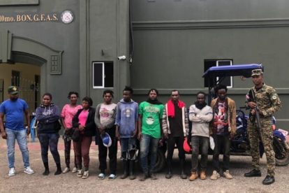 Haitianos Detenidos Por Miembros Del Ejercito.1 650x400