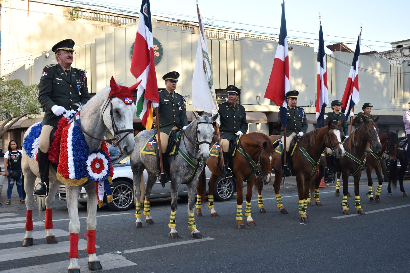 Foto 1, La Caballería General Kalil Haché Malkun, Del Ejército.