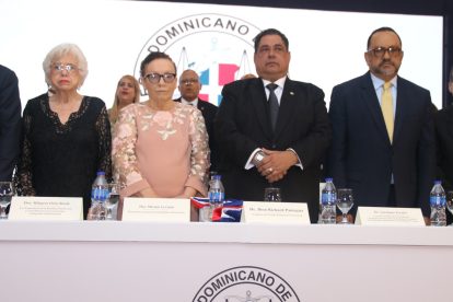 Foto 1, Milagros Ortiz Bosch, Miriam German, Jhon Paniagua Y Antoliano.