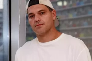 8677228894.png