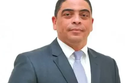 8697869687.png