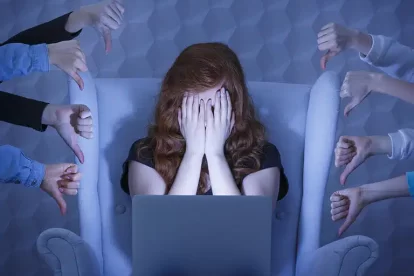 8758104557.png