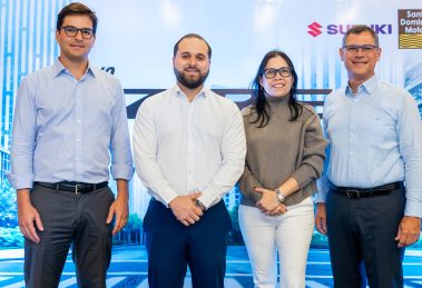 Foto 1, alexis anselin, vicente chuan, marielly figueroa y aníbal rodríguez.