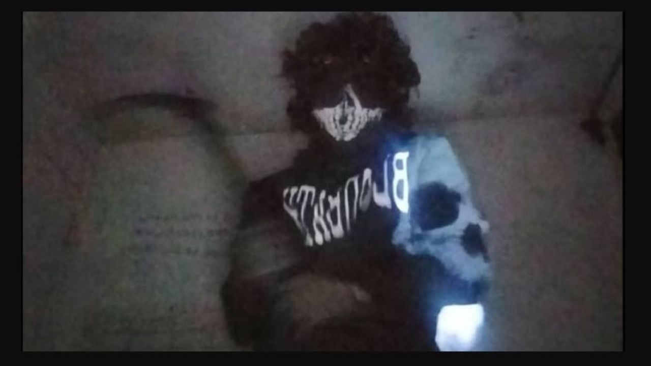 8875976652.png