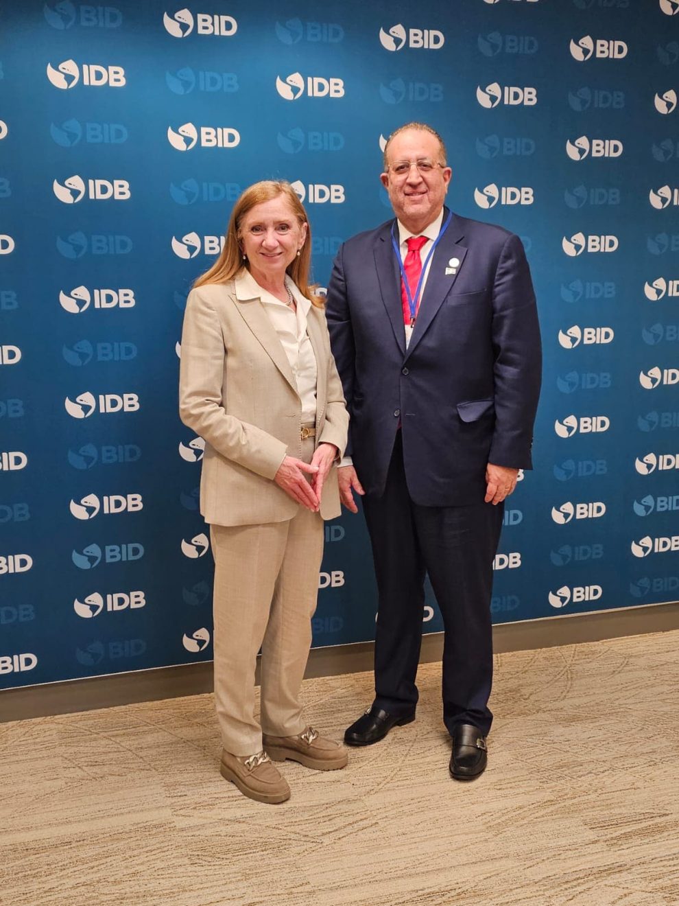 2025 10 863130549.png