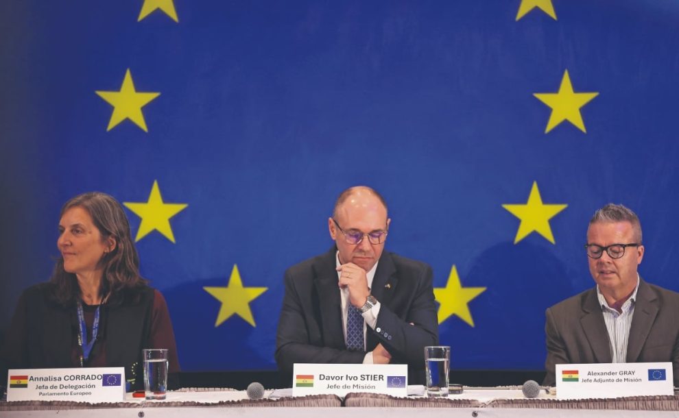 2025 10 869354617.png