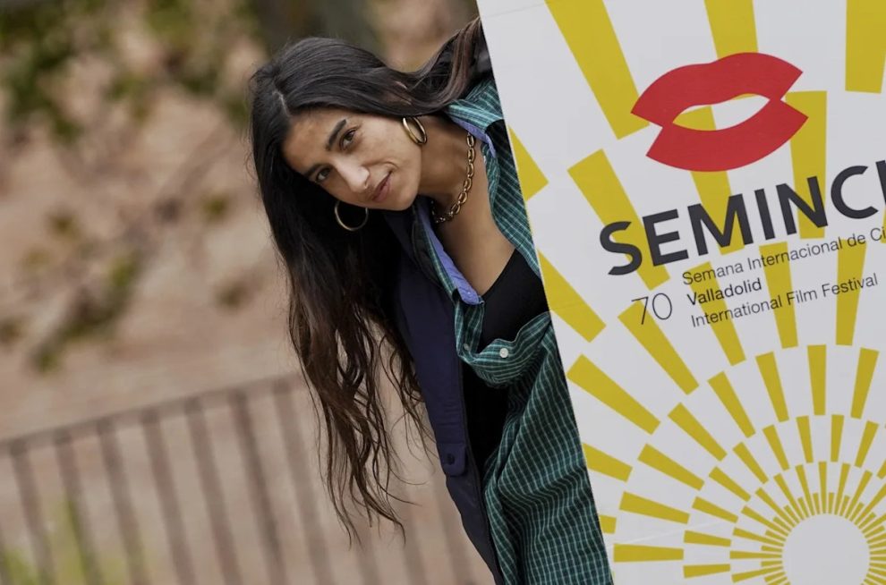 2025 10 878027584.png