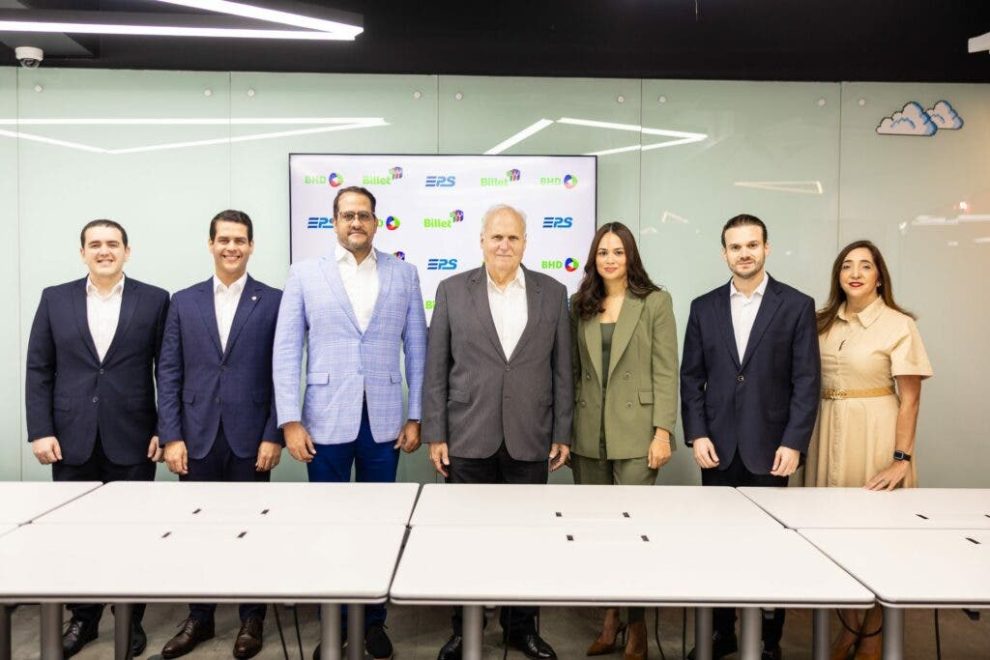 2025 10 878473256.png