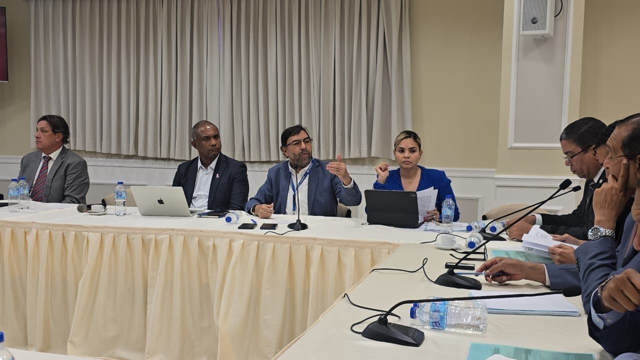 2025 10 878494766.png