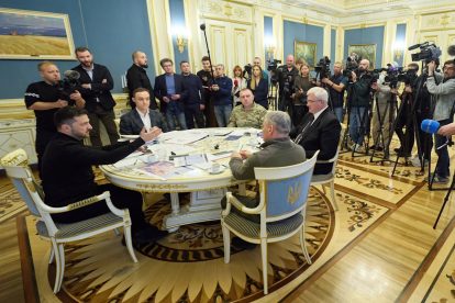 2025 10 879207735.png