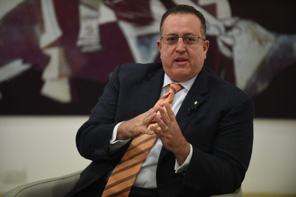 2025 10 879327151.png