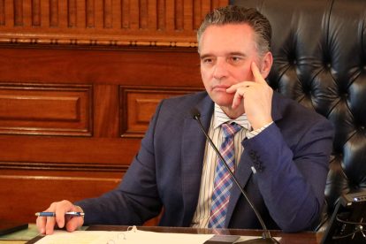 B 2025 10 875796476.png