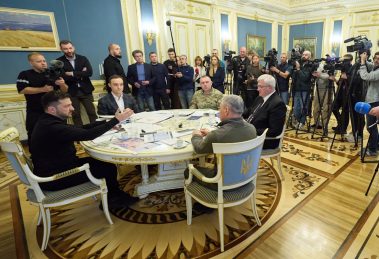 2025 10 879207735.png