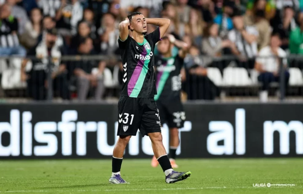 2025 11 880733900.png